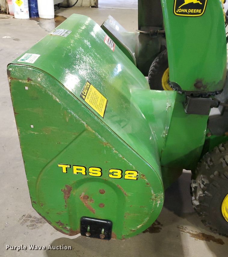 image for item GB9817 (2) John Deere snow blowers