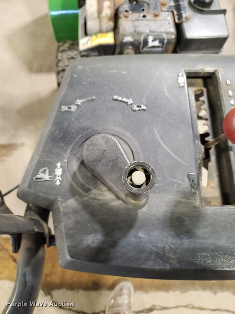 image for item GB9817 (2) John Deere snow blowers