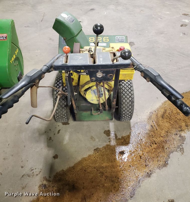 image for item GB9817 (2) John Deere snow blowers