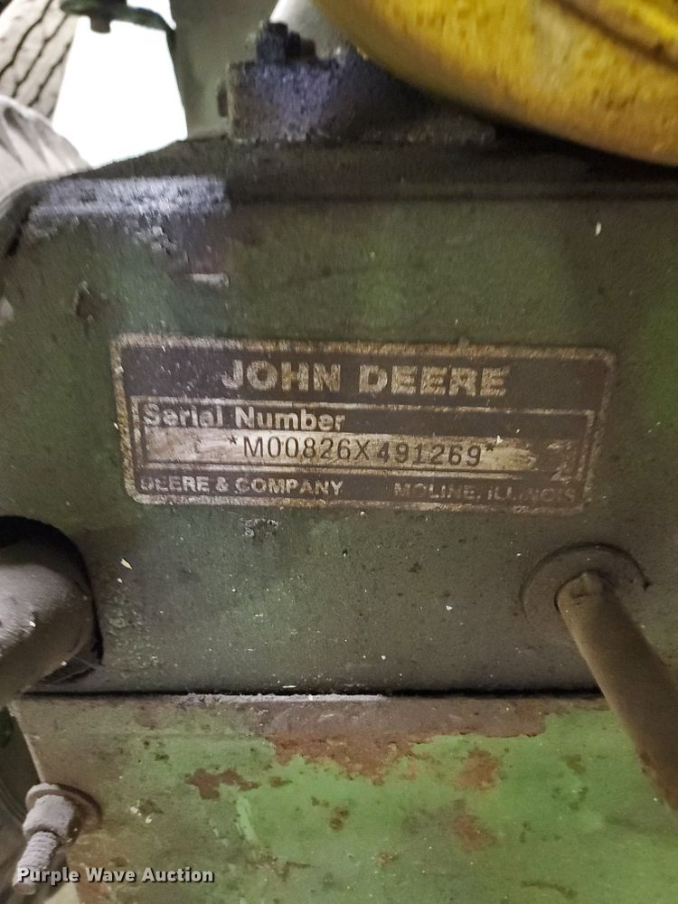 image for item GB9817 (2) John Deere snow blowers