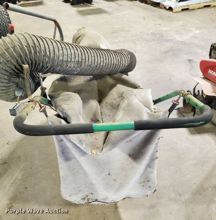 image for item GB9819 Lawn equipment