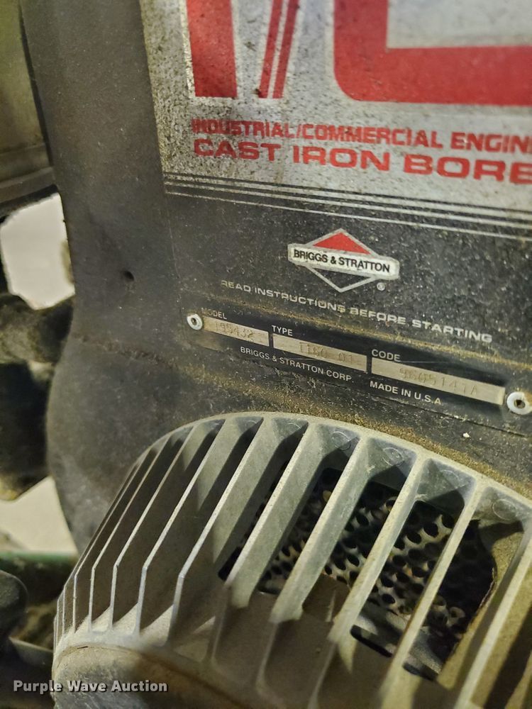 image for item GB9819 Lawn equipment