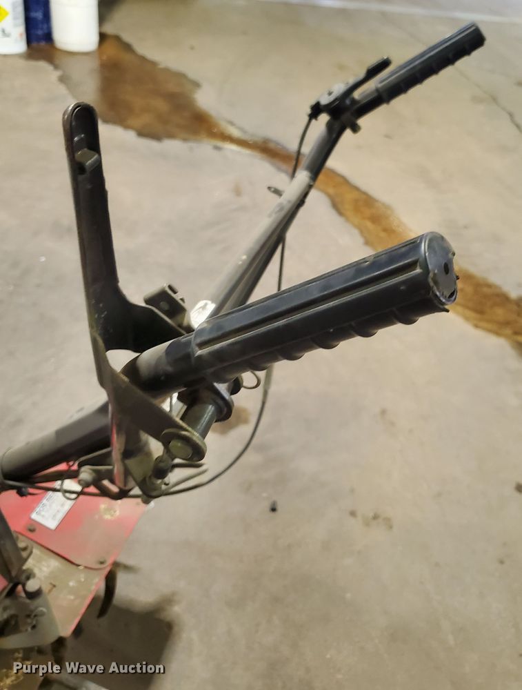 image for item GB9819 Lawn equipment