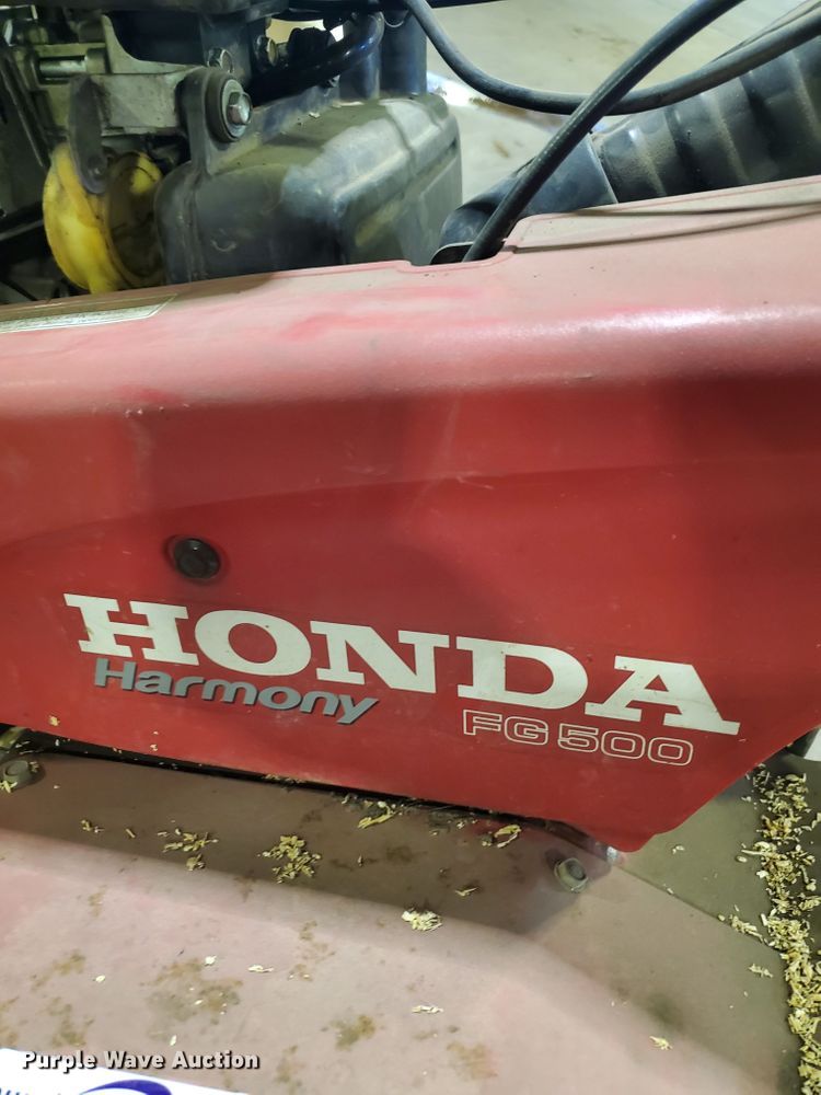 image for item GB9819 Lawn equipment