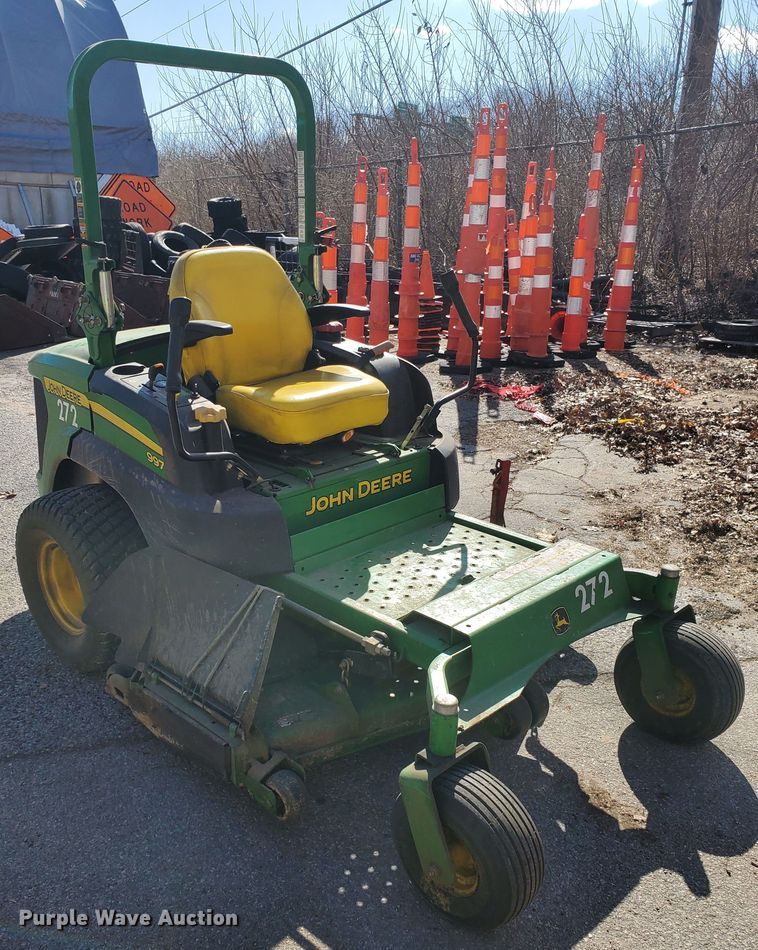 image for item GB9821 2011 John Deere 997 ZTR lawn mower