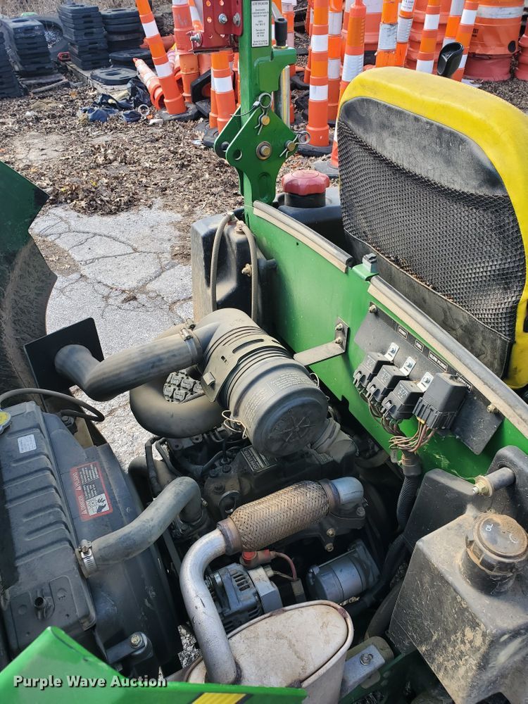 image for item GB9821 2011 John Deere 997 ZTR lawn mower