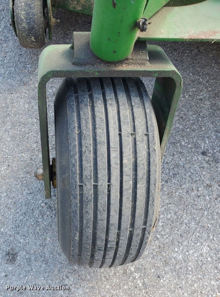 image for item GB9821 2011 John Deere 997 ZTR lawn mower