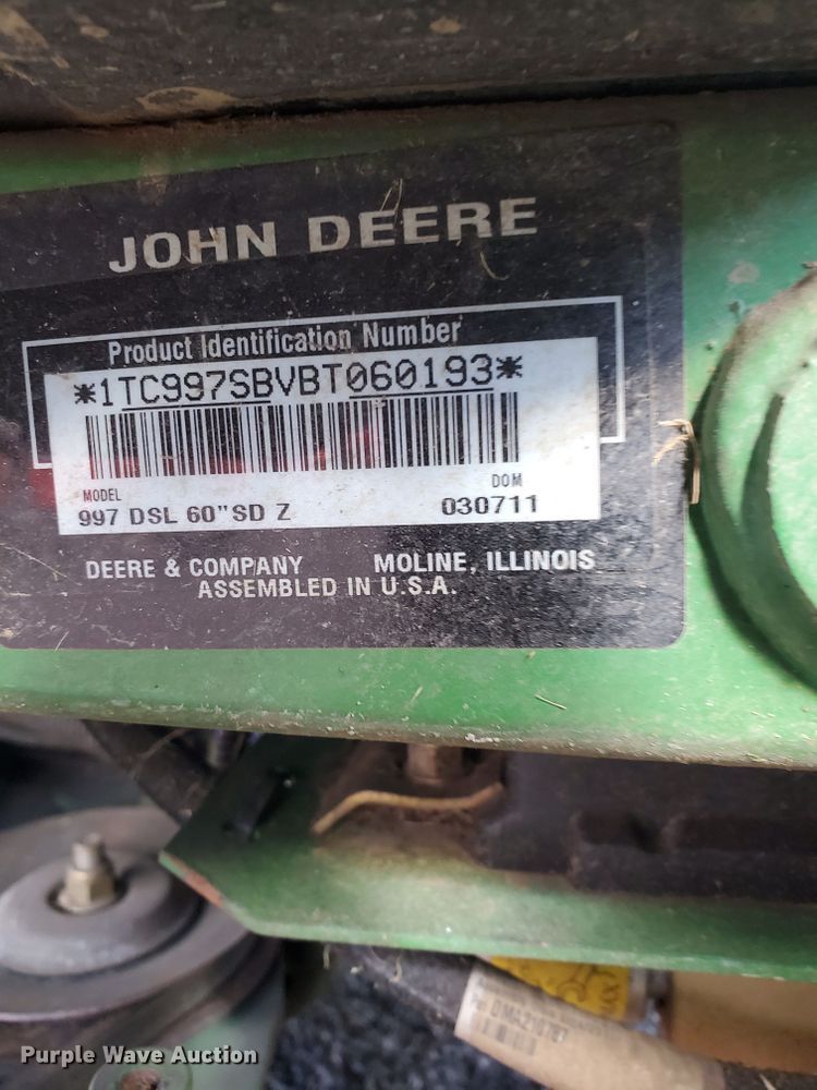 image for item GB9821 2011 John Deere 997 ZTR lawn mower