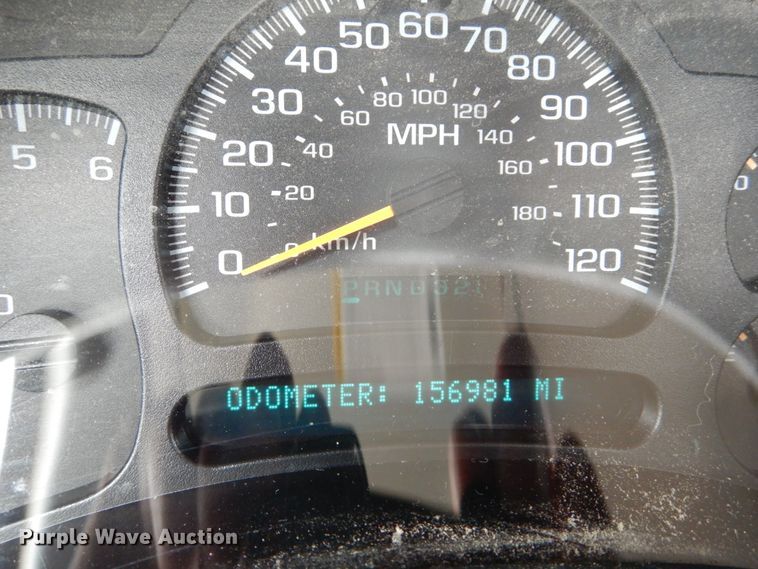 image for item GB9839 2005 Chevrolet Silverado 1500 pickup truck