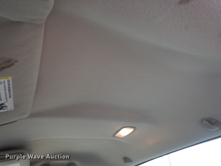 image for item GB9839 2005 Chevrolet Silverado 1500 pickup truck