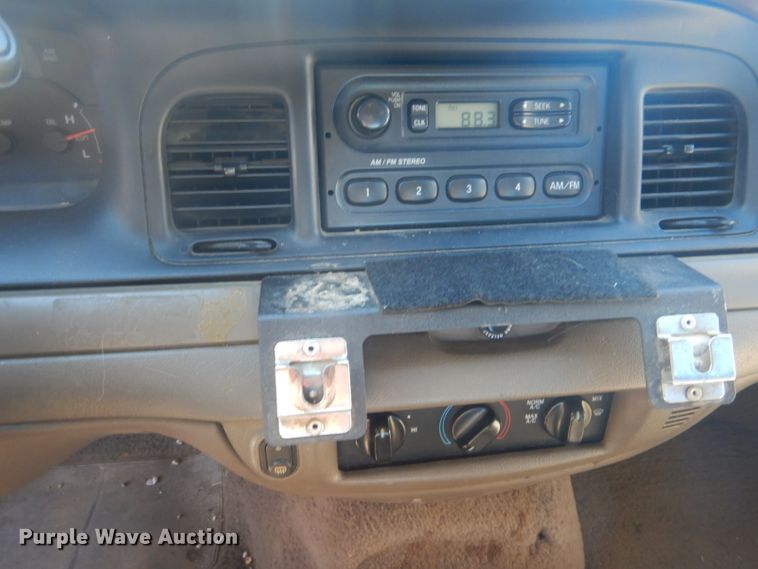 image for item GD9091 2003 Ford Crown Victoria Police Interceptor