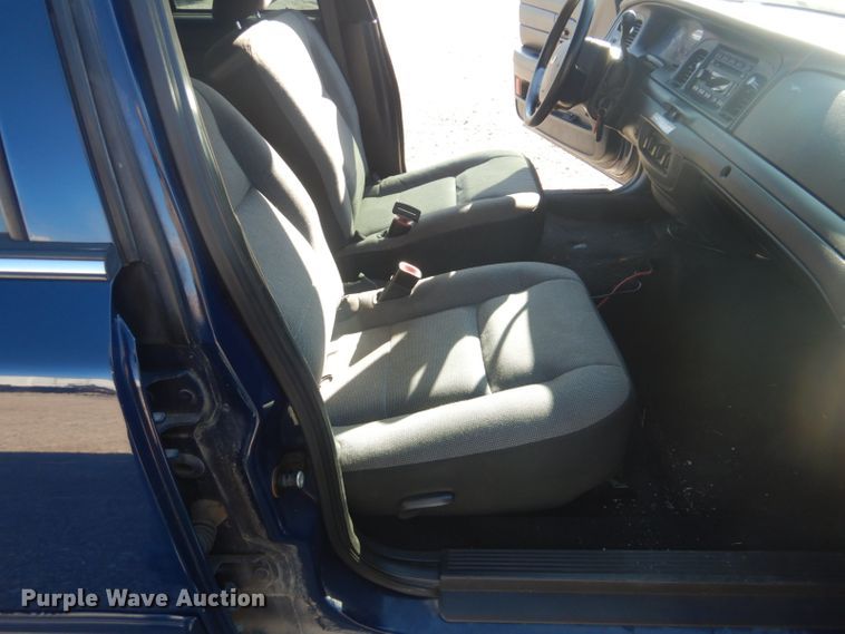 image for item GD9093 2009 Ford Crown Victoria Police Interceptor