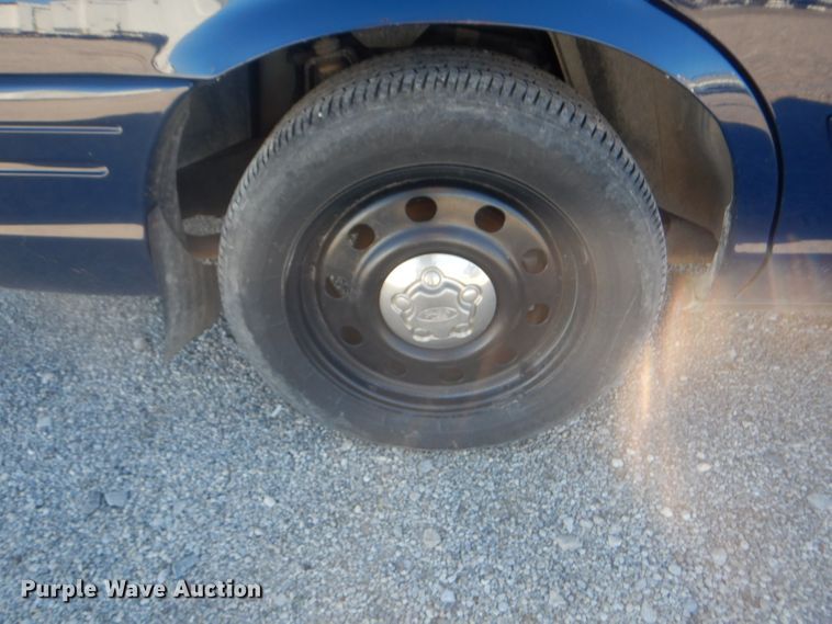 image for item GD9093 2009 Ford Crown Victoria Police Interceptor