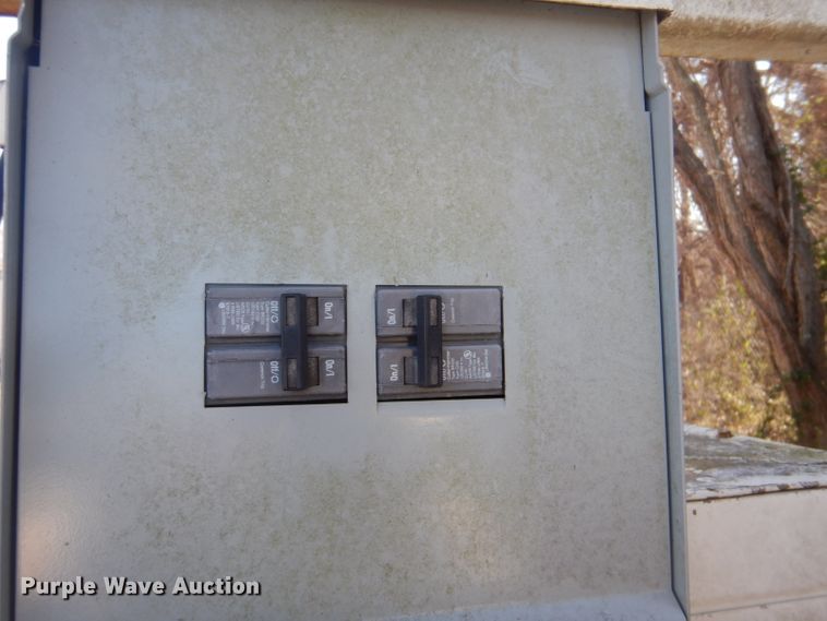 image for item GD9095 1976 Libby Welding Co. MB5A light plant