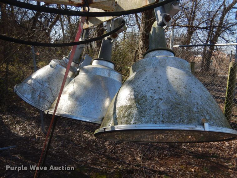 image for item GD9095 1976 Libby Welding Co. MB5A light plant