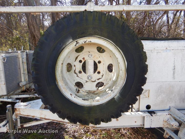 image for item GD9095 1976 Libby Welding Co. MB5A light plant