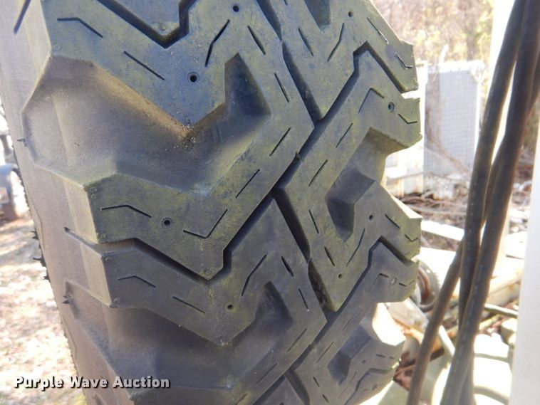 image for item GD9095 1976 Libby Welding Co. MB5A light plant