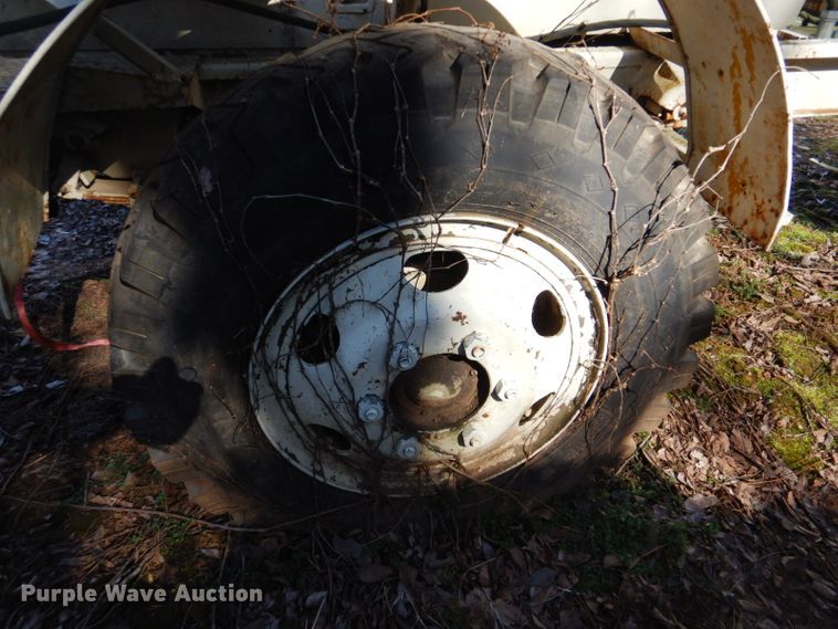 image for item GD9095 1976 Libby Welding Co. MB5A light plant