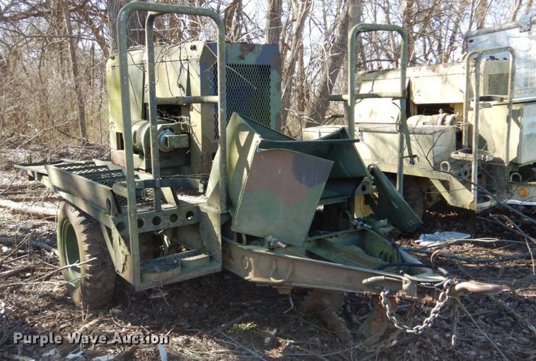 image for item GD9099 1992 Hobart Brothers generator