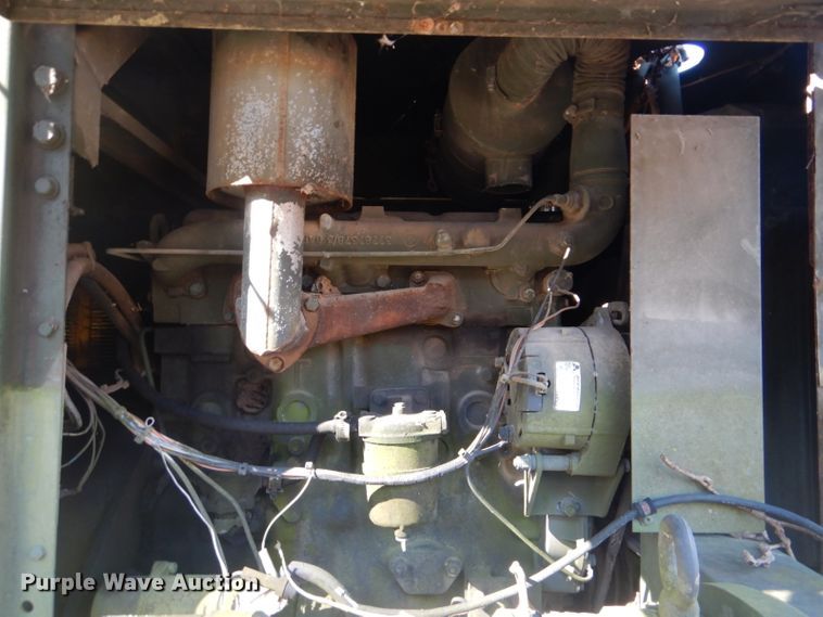 image for item GD9099 1992 Hobart Brothers generator