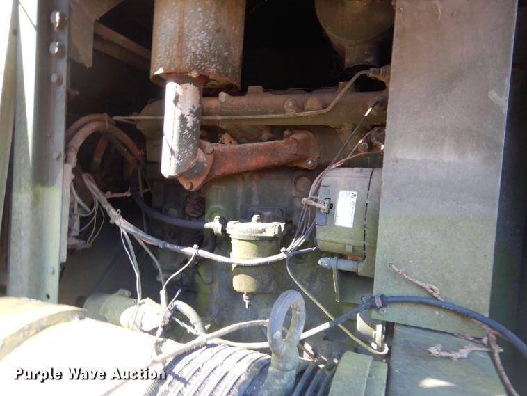 image for item GD9099 1992 Hobart Brothers generator