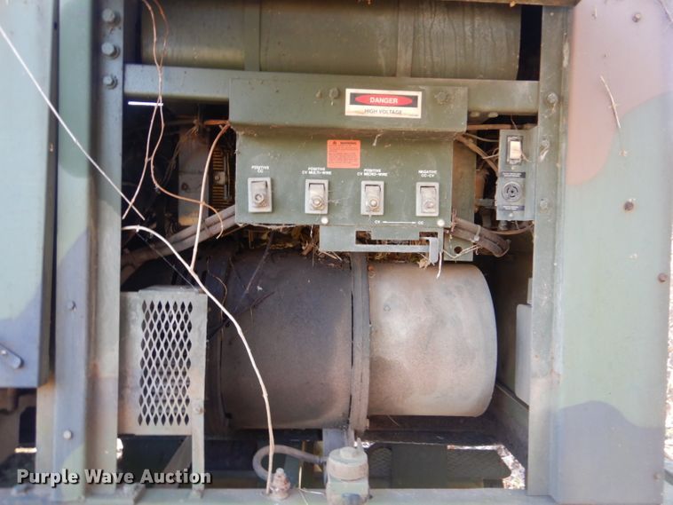 image for item GD9099 1992 Hobart Brothers generator