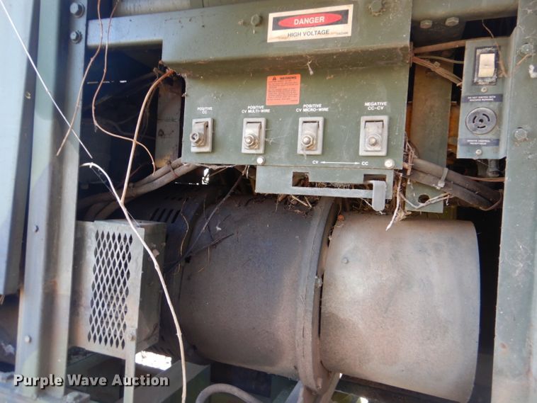 image for item GD9099 1992 Hobart Brothers generator