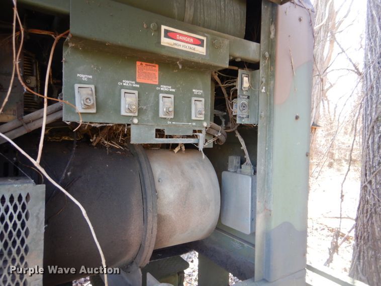 image for item GD9099 1992 Hobart Brothers generator