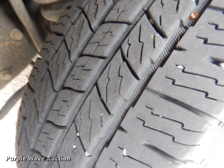 image for item GD9173 2008 Ford Econoline E450 shuttle bus