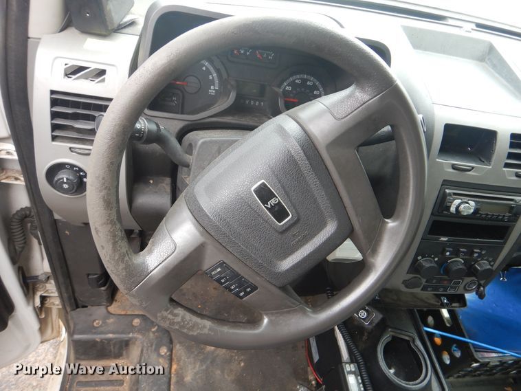 image for item GD9175 2012 VPG MU1 SUV