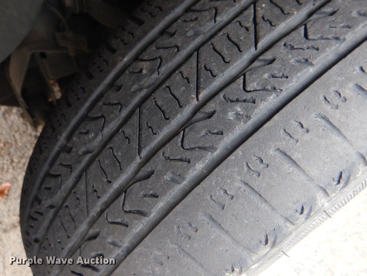 image for item GD9175 2012 VPG MU1 SUV