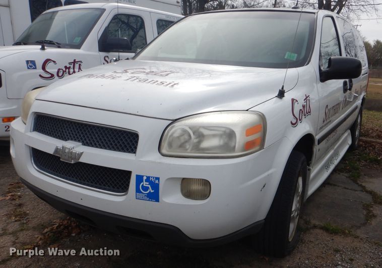 image for item GD9176 2007 Chevrolet Uplander handicap accessible van