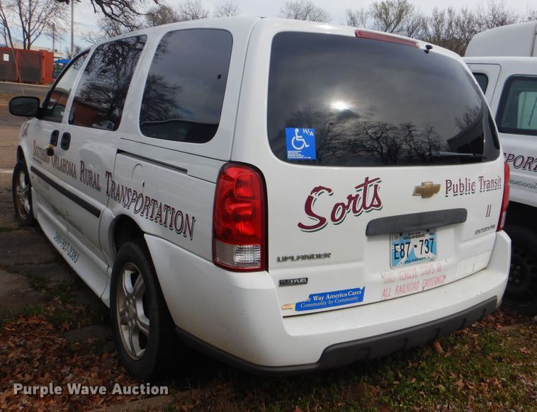 image for item GD9176 2007 Chevrolet Uplander handicap accessible van