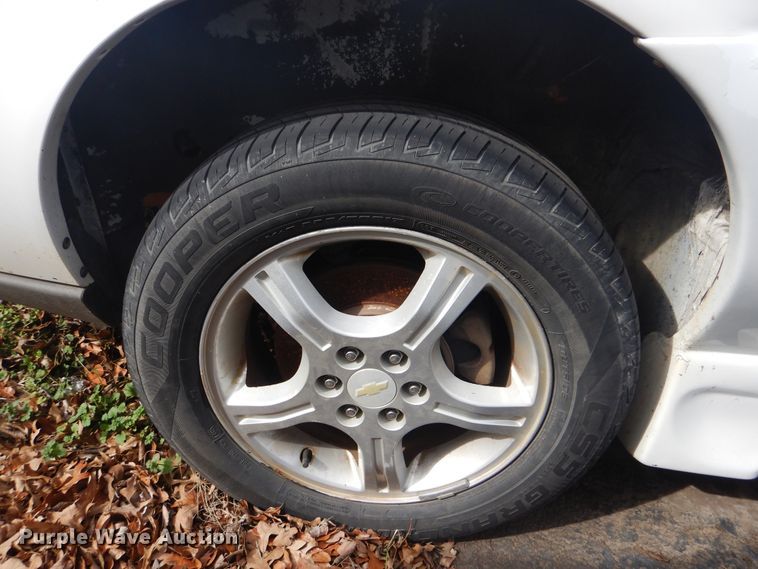 image for item GD9176 2007 Chevrolet Uplander handicap accessible van