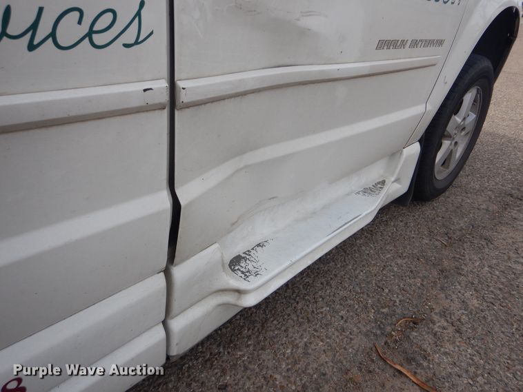 image for item GD9177 2010 Dodge Grand Caravan handicap accessible van