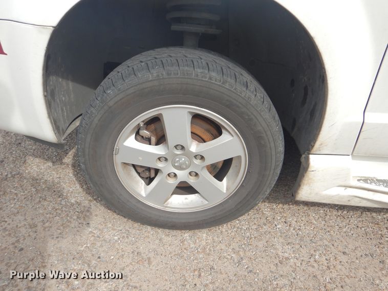 image for item GD9177 2010 Dodge Grand Caravan handicap accessible van