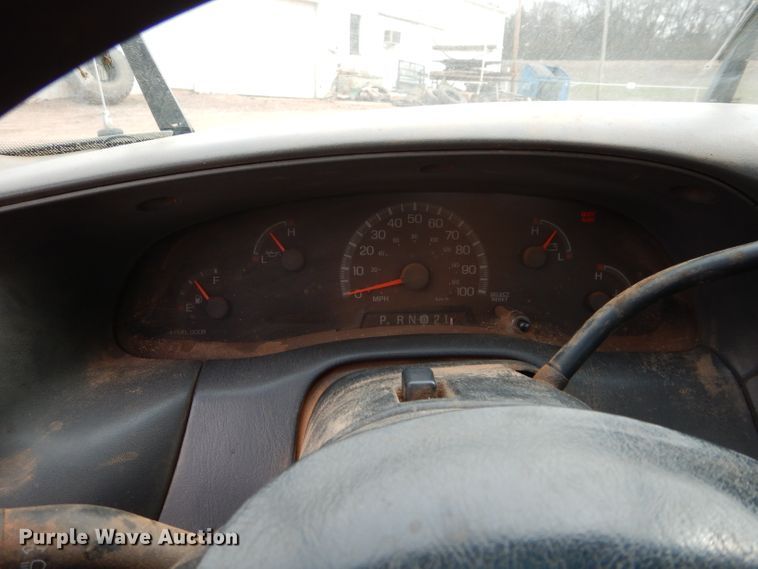 image for item GE9246 1999 Ford F150 pickup truck