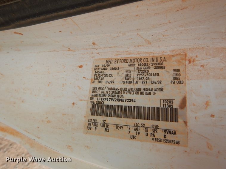 image for item GE9246 1999 Ford F150 pickup truck