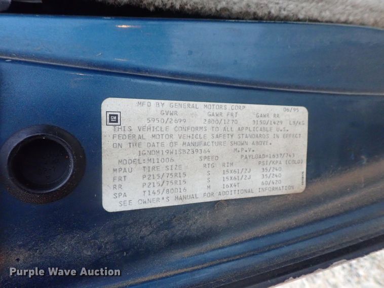 image for item GF9674 1995 Chevrolet Astro van