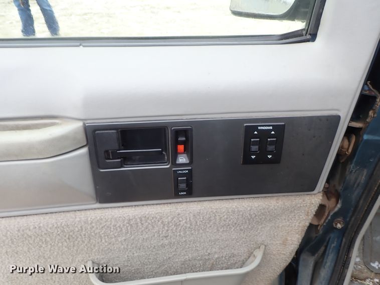 image for item GF9674 1995 Chevrolet Astro van
