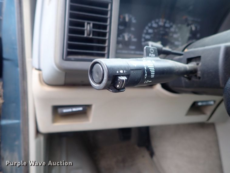 image for item GF9674 1995 Chevrolet Astro van