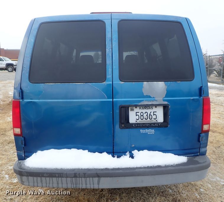 image for item GF9675 1995 Chevrolet Astro van