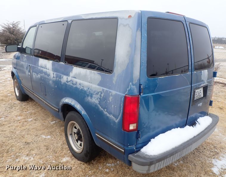 image for item GF9675 1995 Chevrolet Astro van