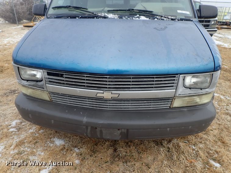 image for item GF9675 1995 Chevrolet Astro van