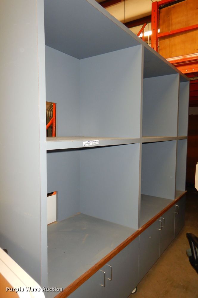 image for item GG9738 Wood shelves