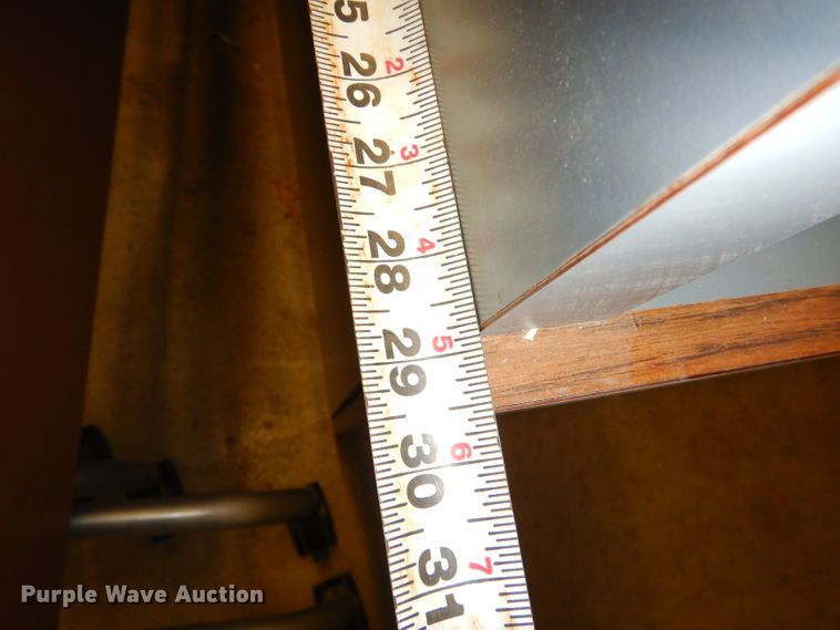 image for item GG9738 Wood shelves