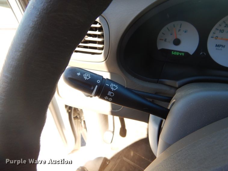 image for item GG9739 2006 Dodge Caravan van