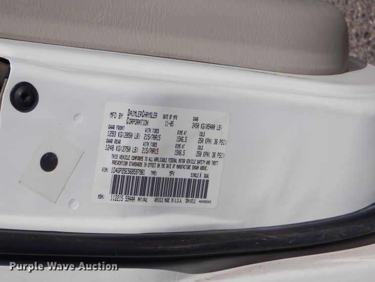 image for item GG9739 2006 Dodge Caravan van