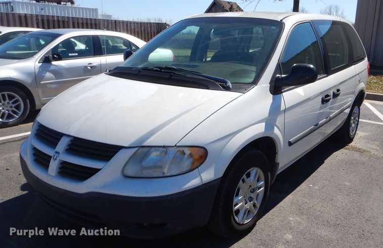 image for item GG9740 2006 Dodge Caravan van