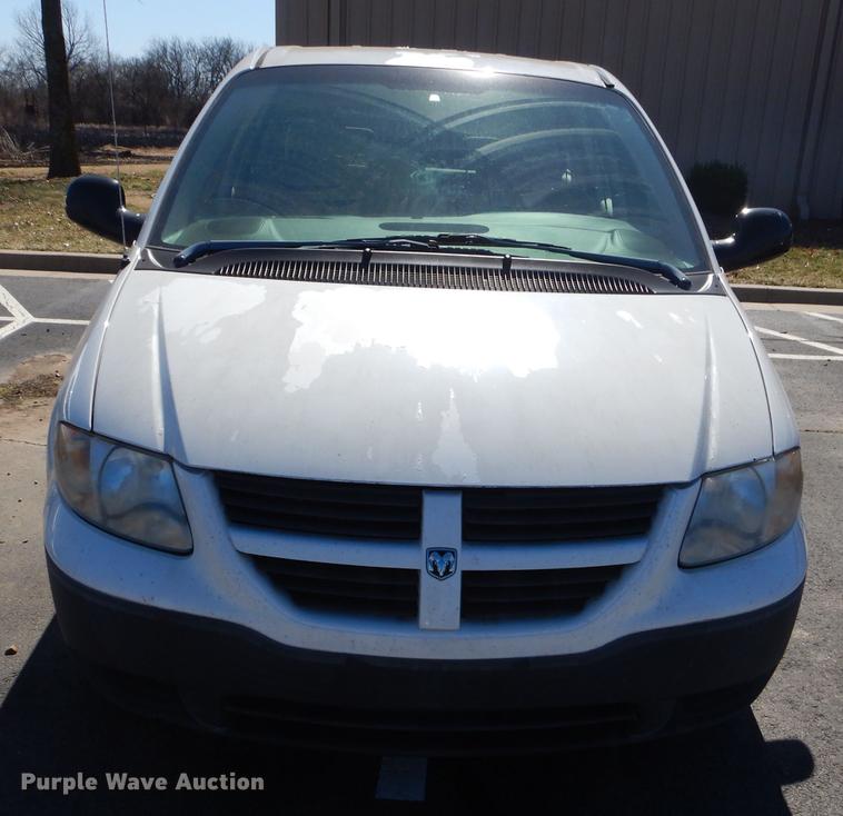 image for item GG9740 2006 Dodge Caravan van